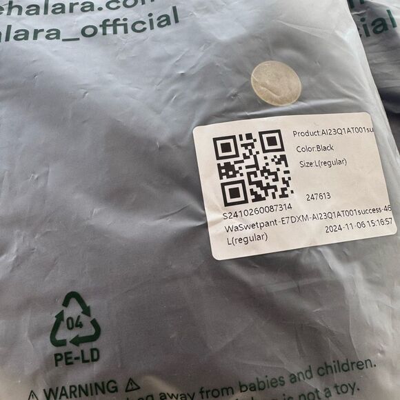 $60 Halara High Waisted Multiple Pockets Cargo Pants size large - Picture 3 of 6